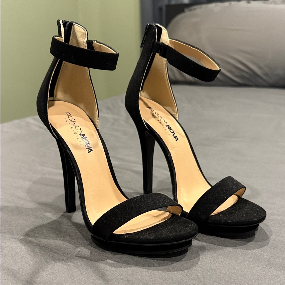 Fashion Nova Elegant Black Heels